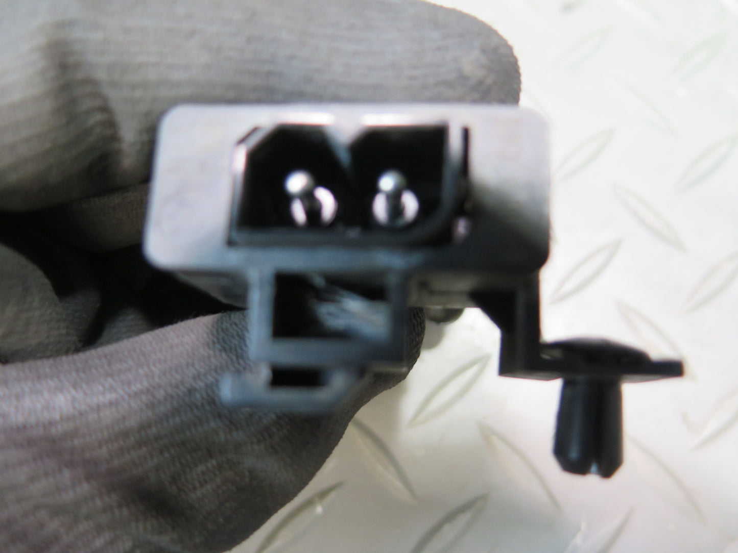 95-99 BMW E36 318ti Hood Position Micro Switch Sensor 8350549 OEM