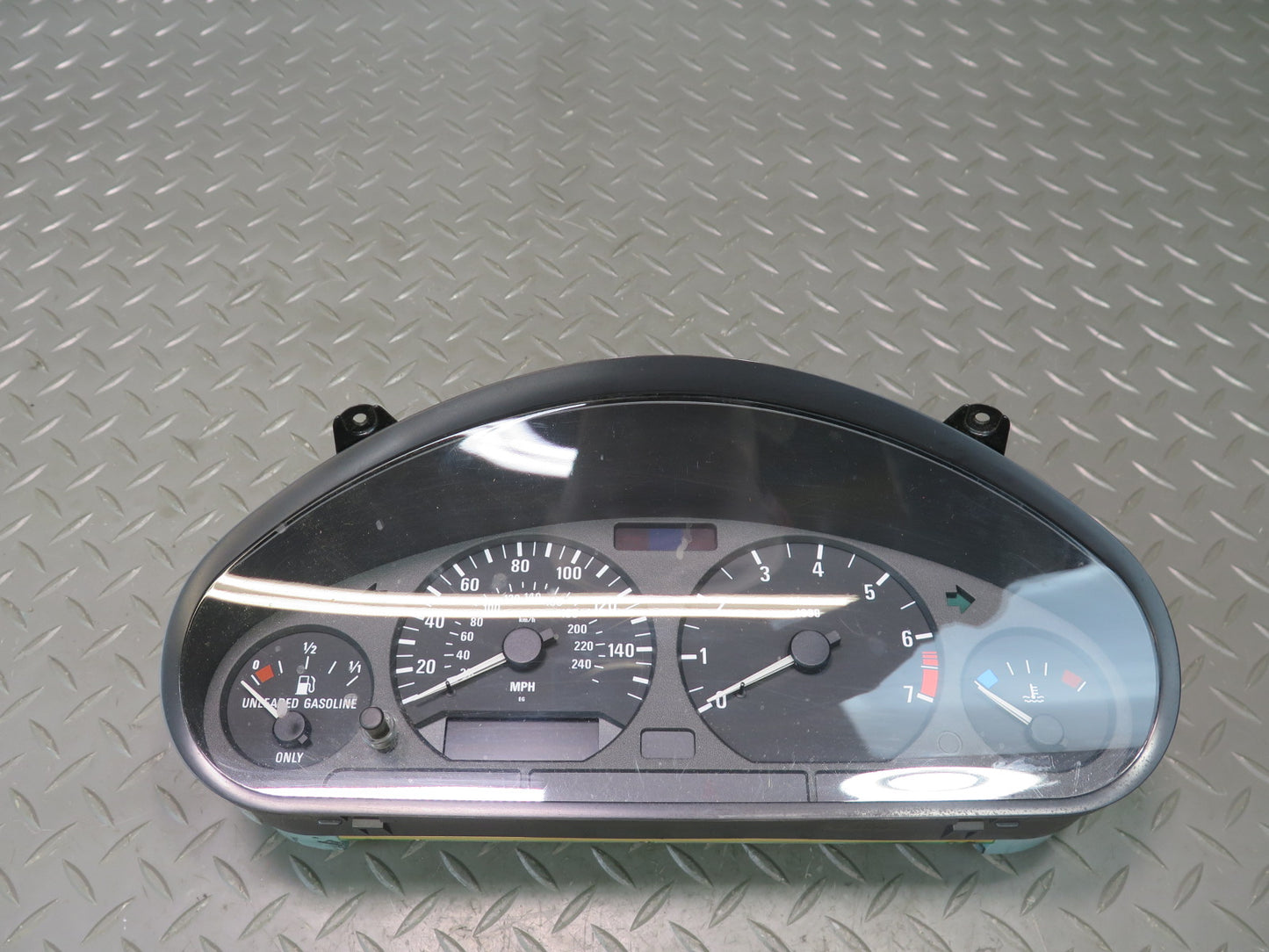 97-99 BMW E36 318ti Compact A/T Instrument Cluster Gauge Speedometer 8371561 OEM