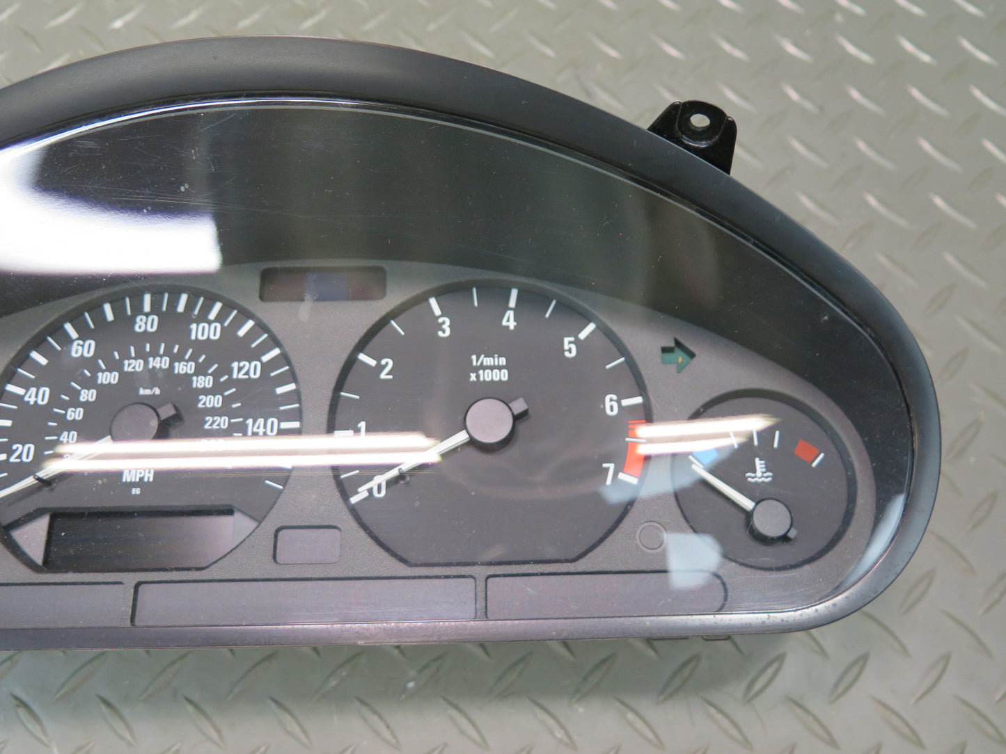 97-99 BMW E36 318ti Compact A/T Instrument Cluster Gauge Speedometer 8371561 OEM