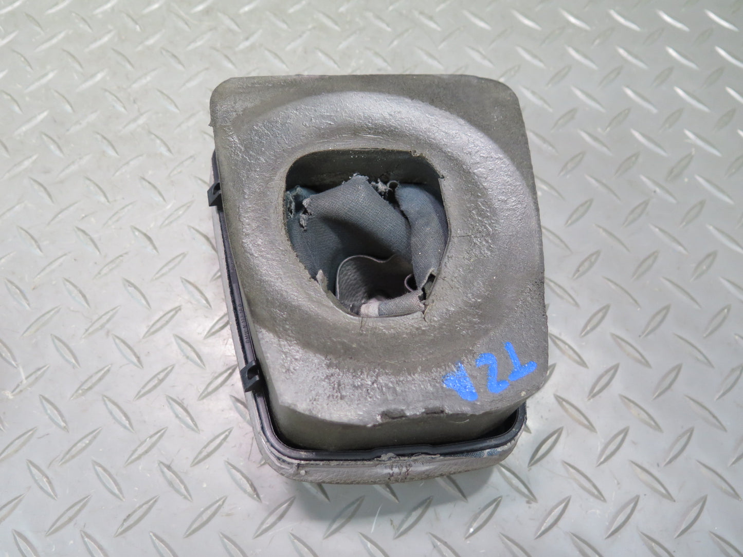 94-99 BMW E36 318i 318ti M/T Manual Transmission Shifter Boot Cover OEM