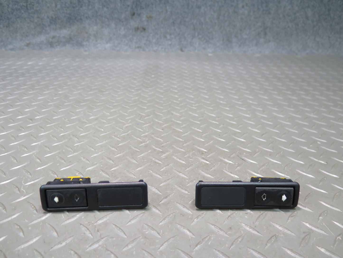 95-99 BMW E36 318ti Compact Set of 2 Left & Right Door Window Switch OEM