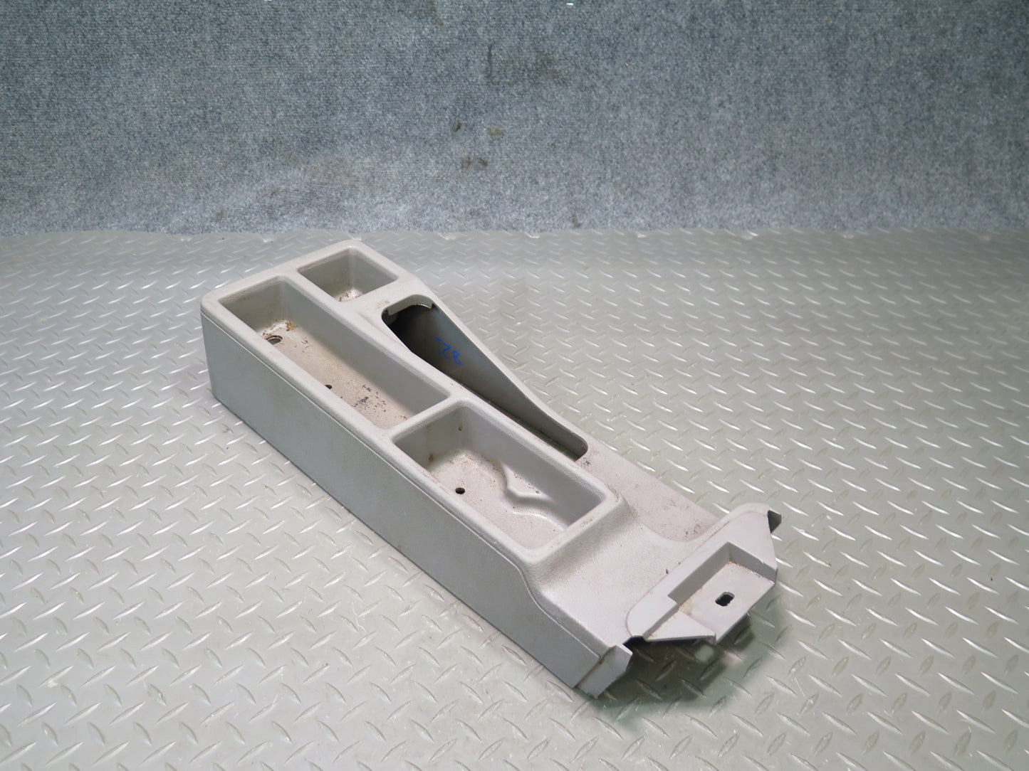 95-99 BMW E36 318ti Compact Center Console Trim Cover Panel 8146045 OEM