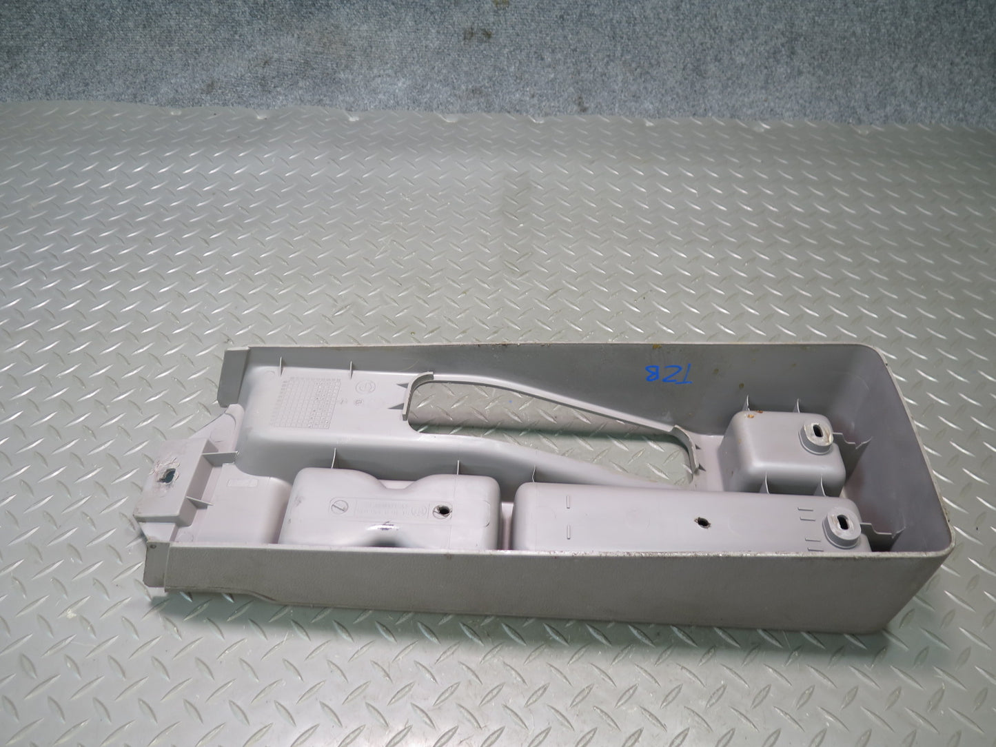 95-99 BMW E36 318ti Compact Center Console Trim Cover Panel 8146045 OEM
