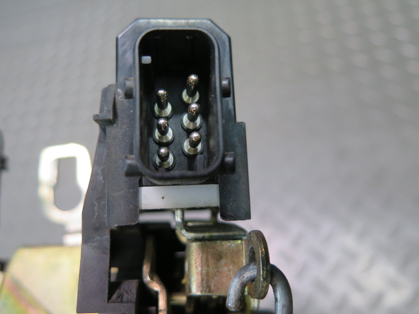 94-99 BMW E36 318ti Coupe Convertible Front Right Door Lock Latch Actuator OEM