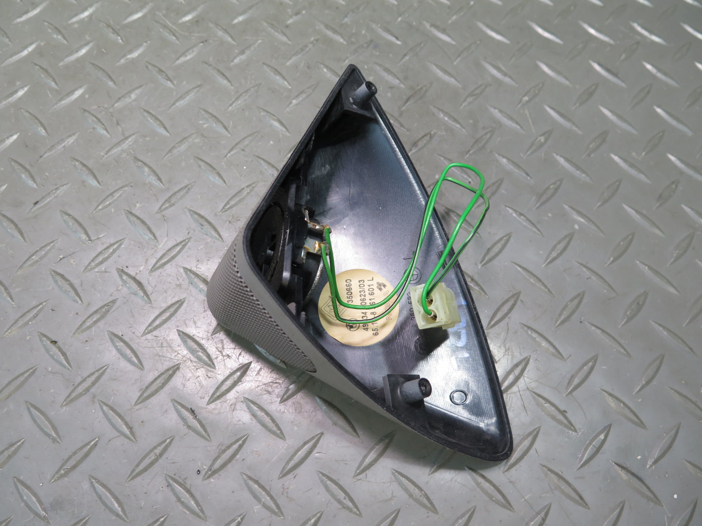 95-99 BMW E36 318ti Compact Set of 2 Rear Tweeter Speaker w Trim OEM