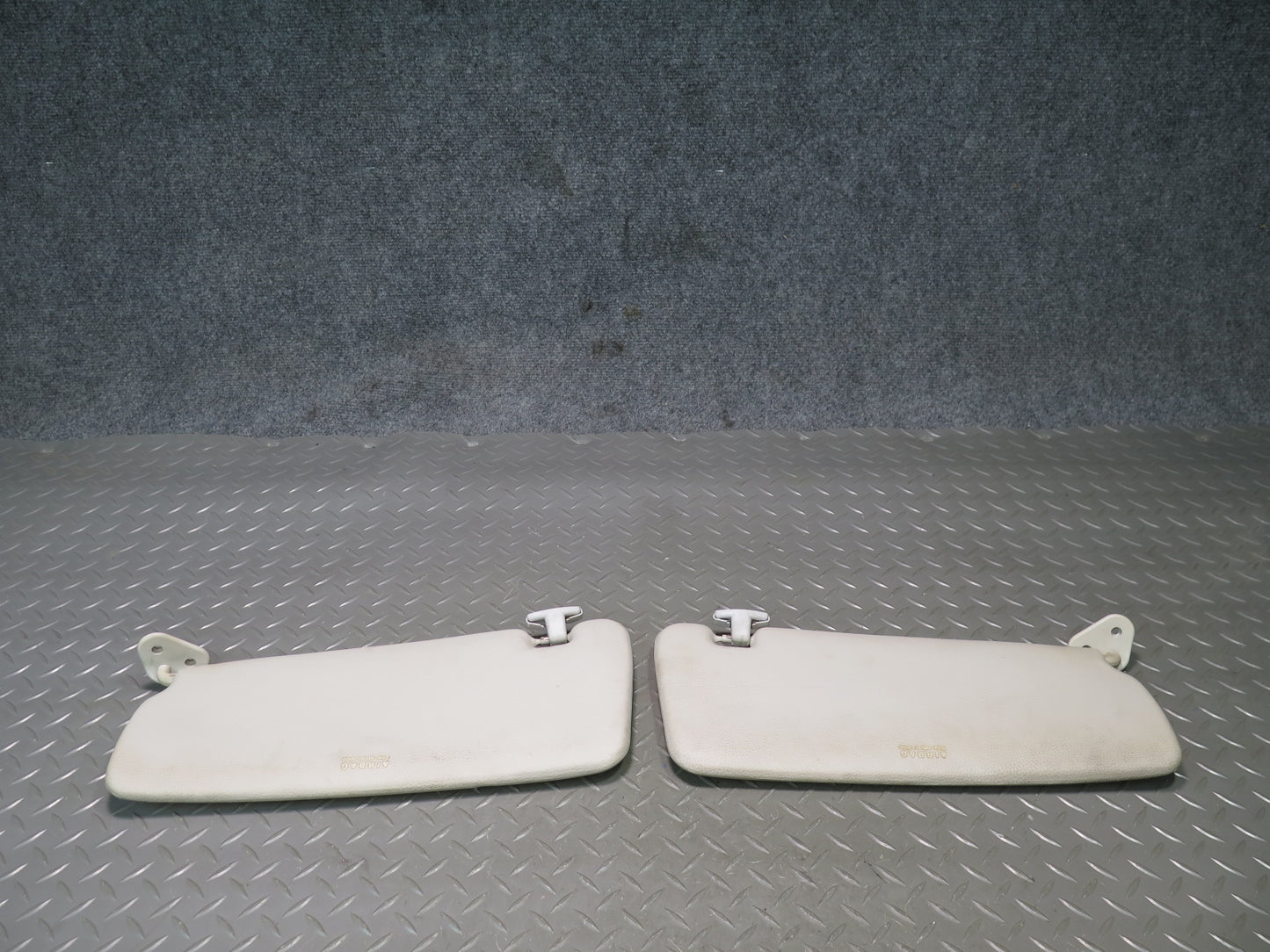 95-99 BMW E36 318ti Compact Set of 2 Front Left & Right Sun Visor OEM
