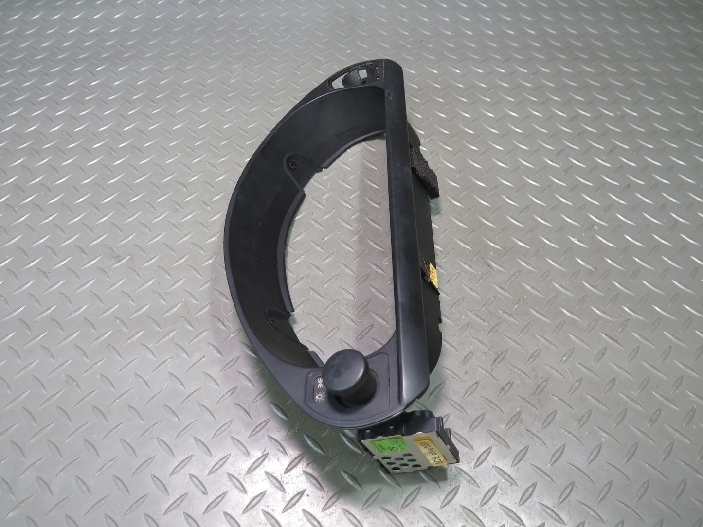 95-99 BMW E36 318ti Compact Instrument Cluster Trim Cover Panel Black OEM