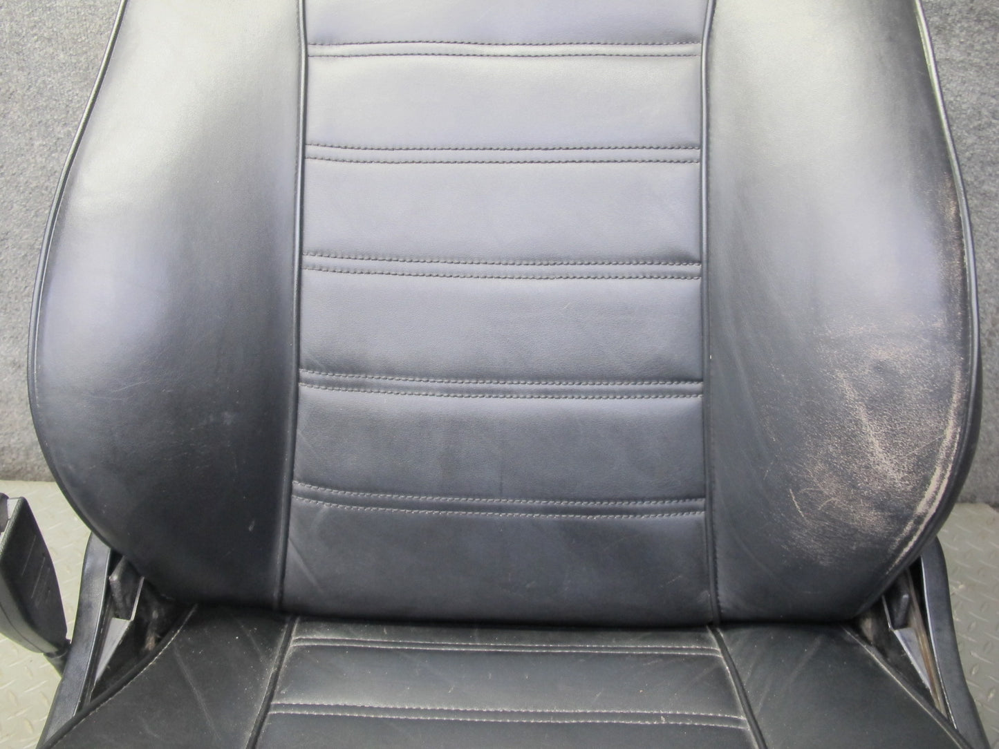 84-85 BMW E24 633CSI Front Left & Right Side Leather Sport Seat Black Set OEM