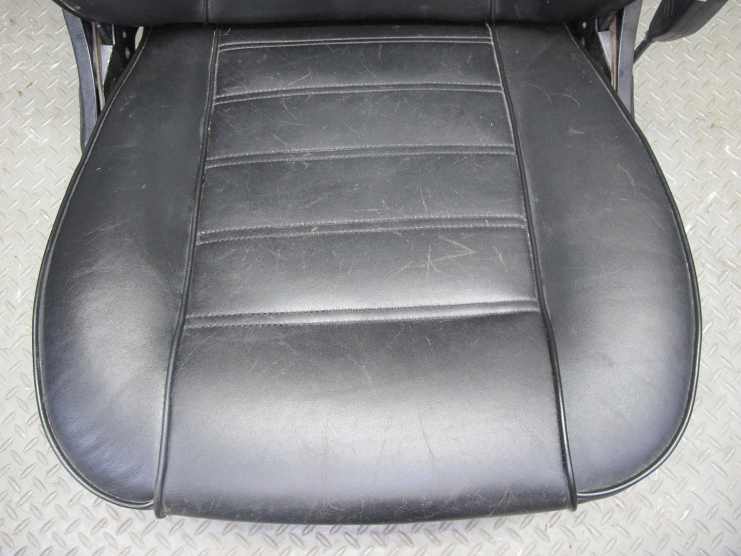 84-85 BMW E24 633CSI Front Left & Right Side Leather Sport Seat Black Set OEM