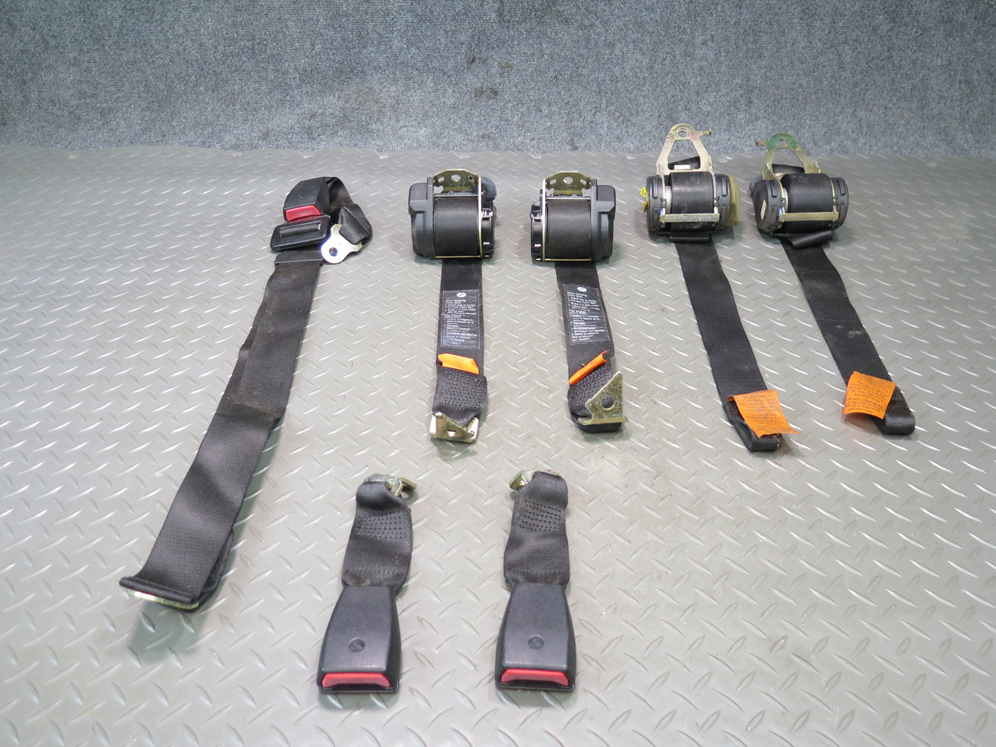 94-99 BMW E36 318ti COMPACT 7PCS SEATBELT RETRACTORS & SEATBELT BUCKLE SET OEM