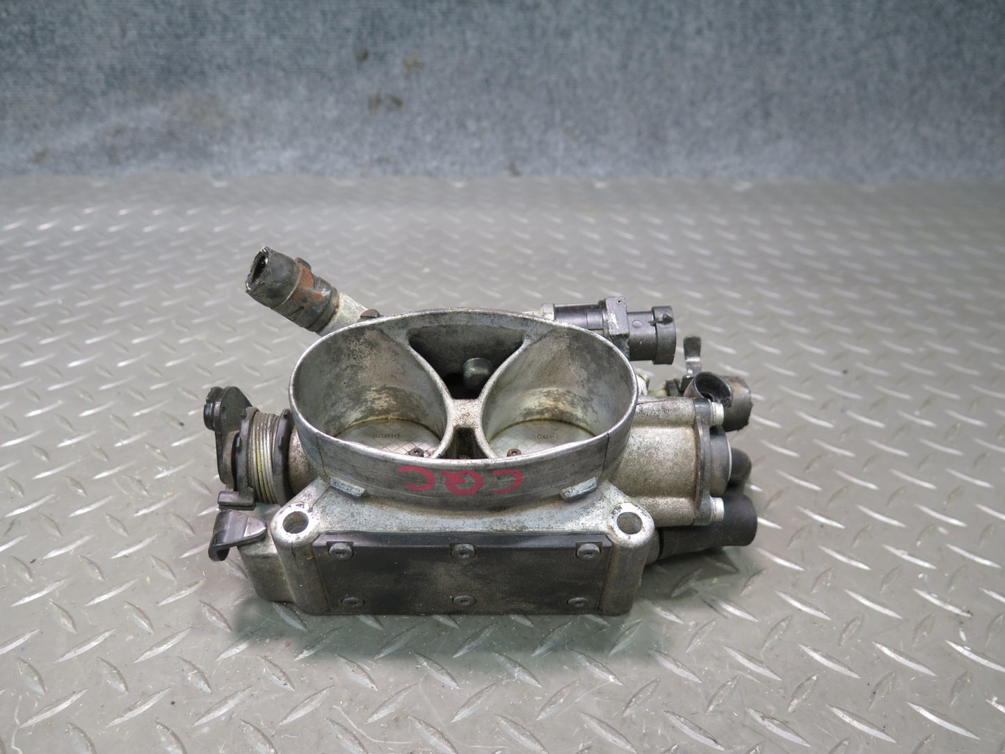 92-93 Chevrolet Corvette C4 V8 5.7L LT1 Engine Throttle Body 41K Miles OEM