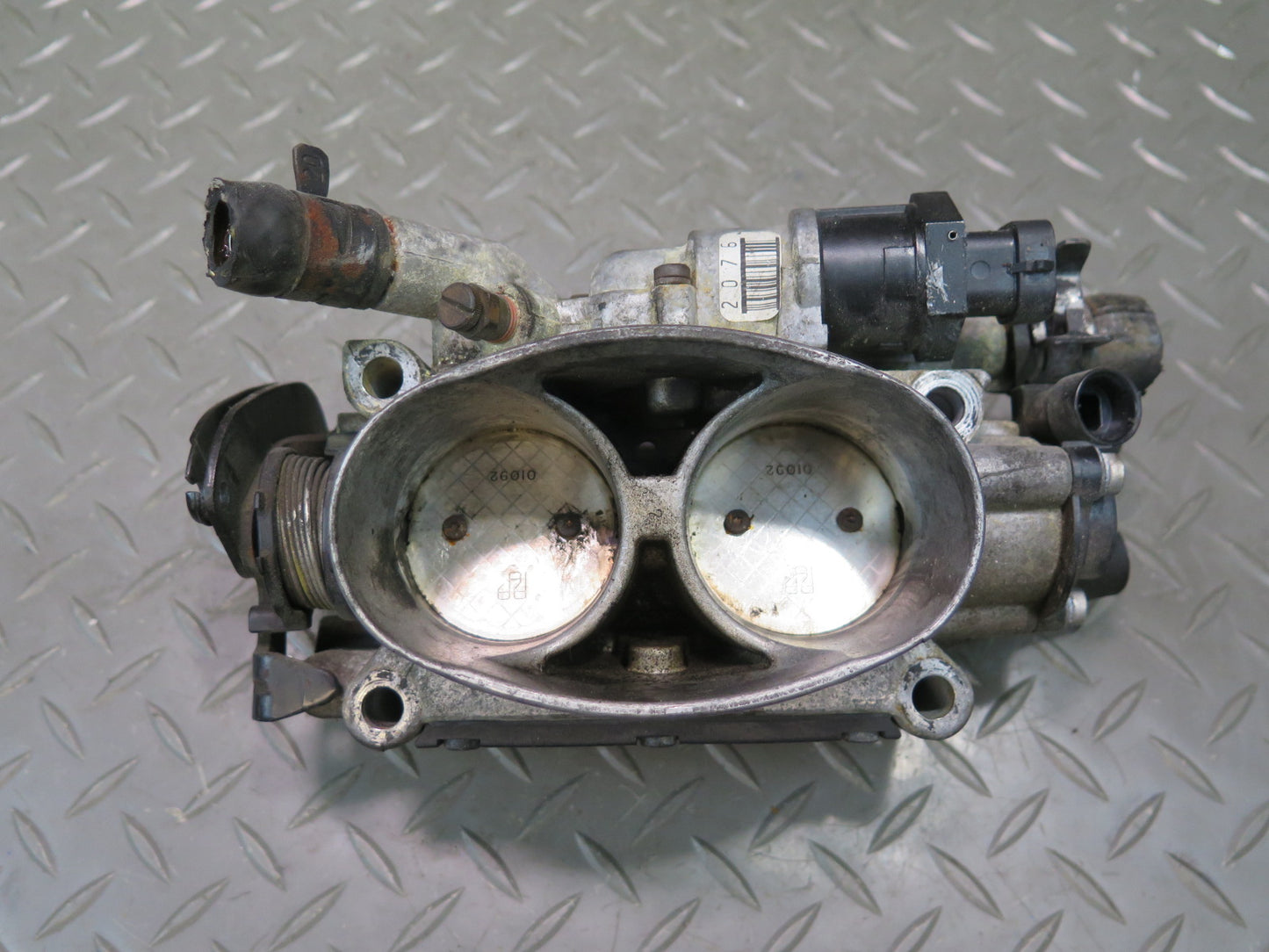 92-93 Chevrolet Corvette C4 V8 5.7L LT1 Engine Throttle Body 41K Miles OEM