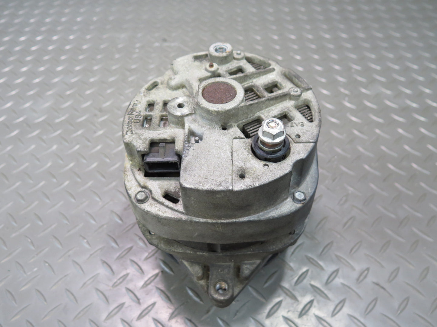 92-93 Chevrolet Corvette C4 V8 5.7L LT1 Engine Alternator Generator OEM