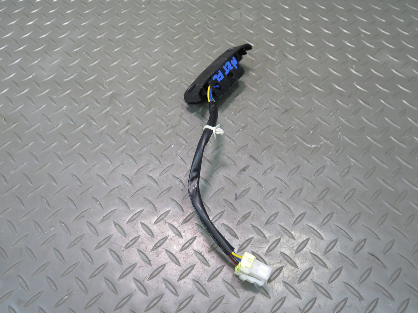 03-09 Nissan Z33 350Z Front Left Driver Seat Adjust Control Switch OEM