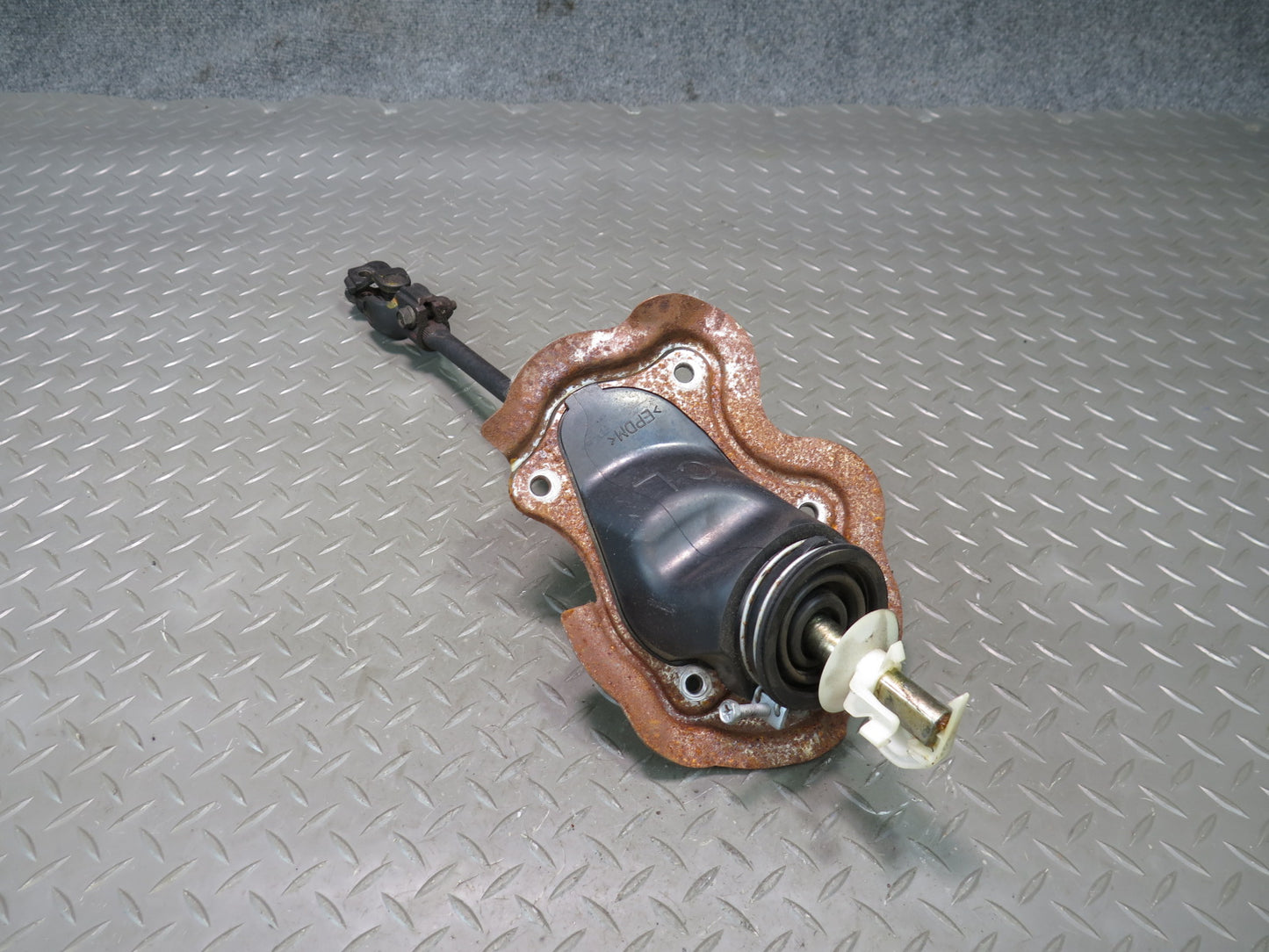 07-09 Nissan 350Z Z33 Conv Lower Steering Column U Joint Shaft w Boot Cover OEM