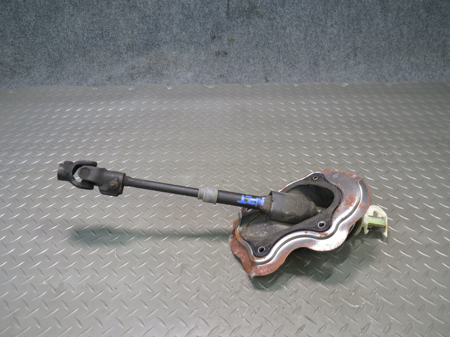 07-09 Nissan 350Z Z33 Conv Lower Steering Column U Joint Shaft w Boot Cover OEM