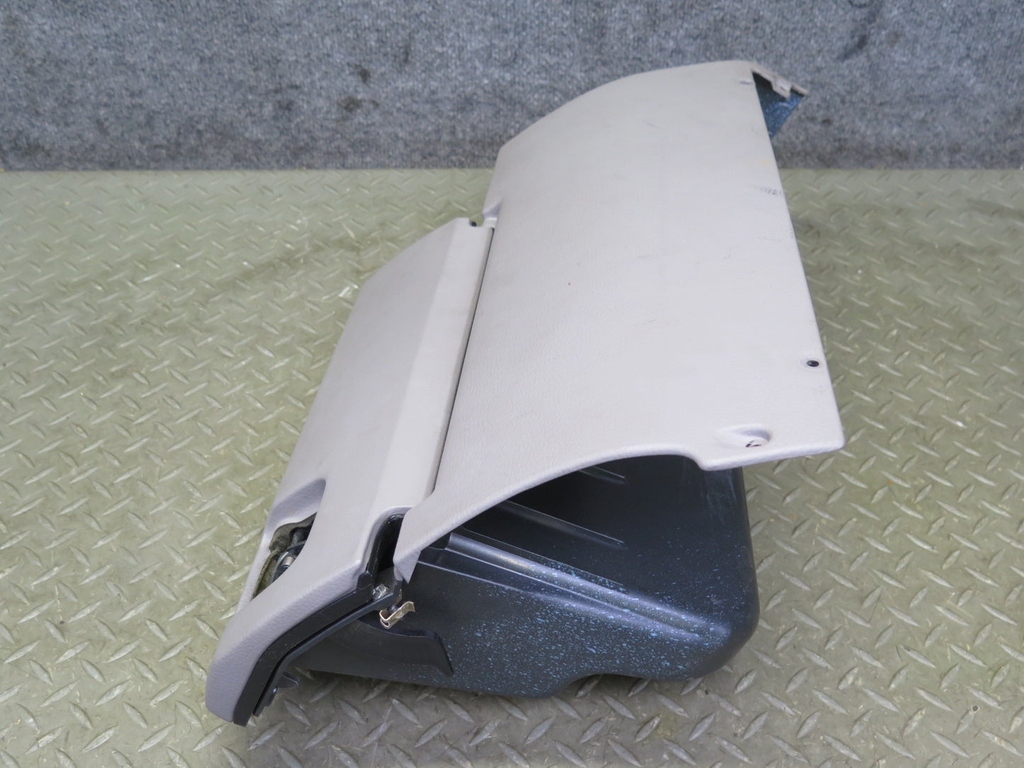 95-99 BMW E36 318ti Compact Dash Front Right Glove Box Trim Panel OEM