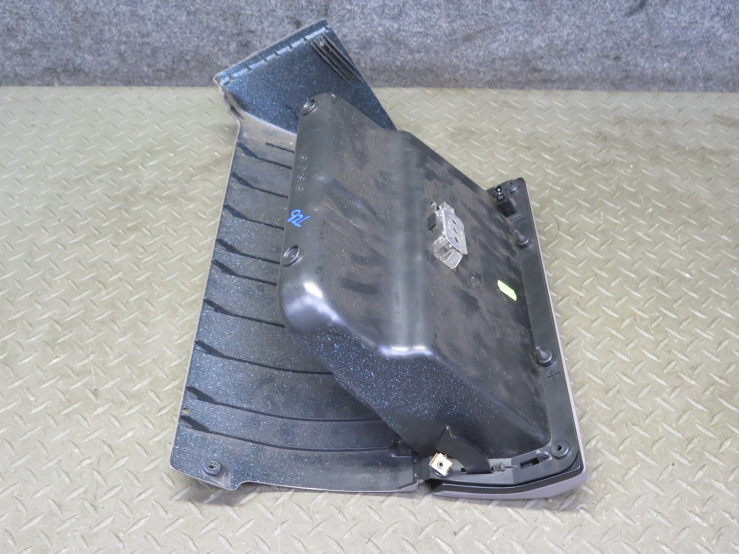 95-99 BMW E36 318ti Compact Dash Front Right Glove Box Trim Panel OEM