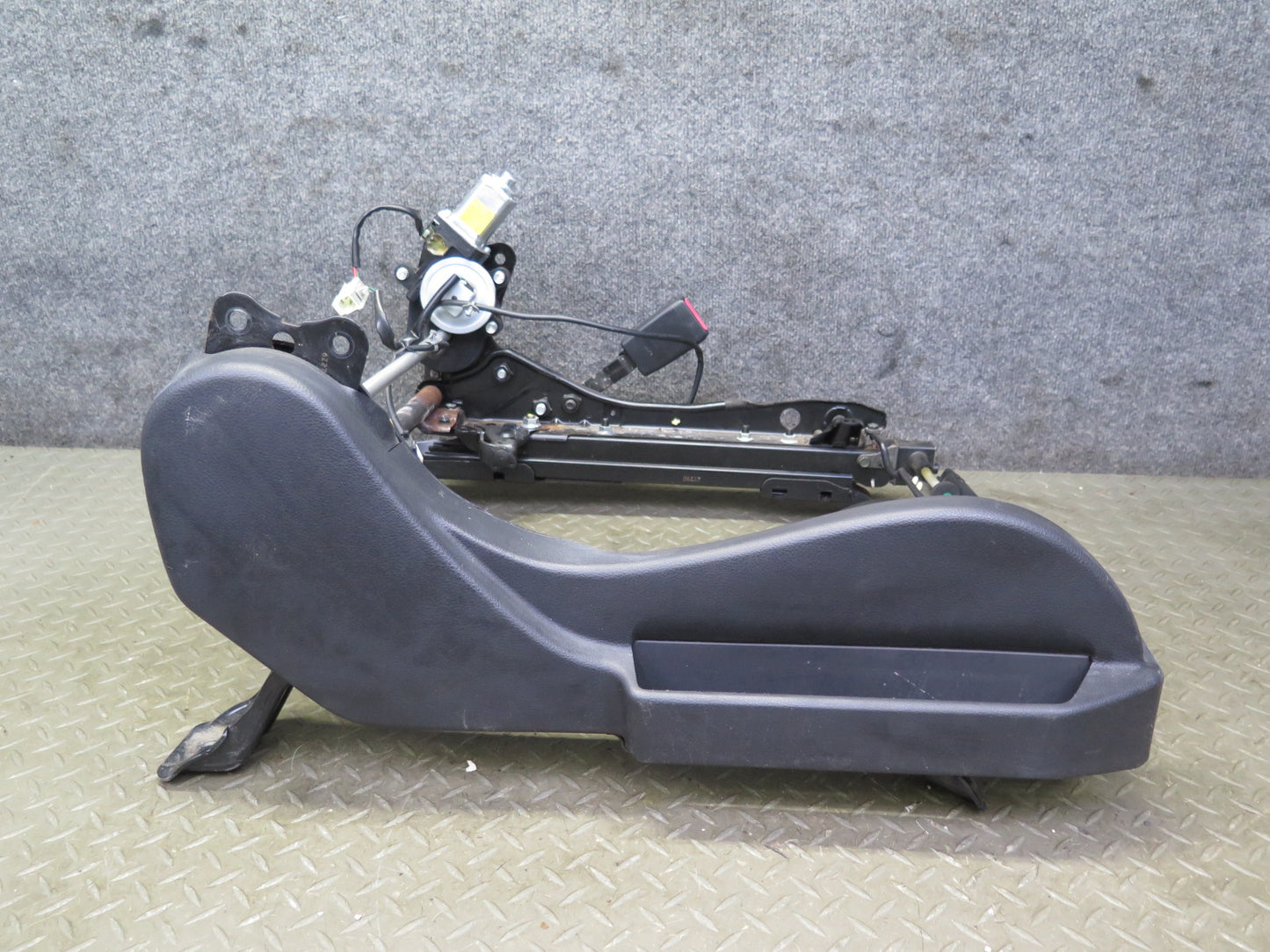 07-09 Nissan 350Z Z33 Convert Front Right Seat Lower Frame Track Rail Motor OEM
