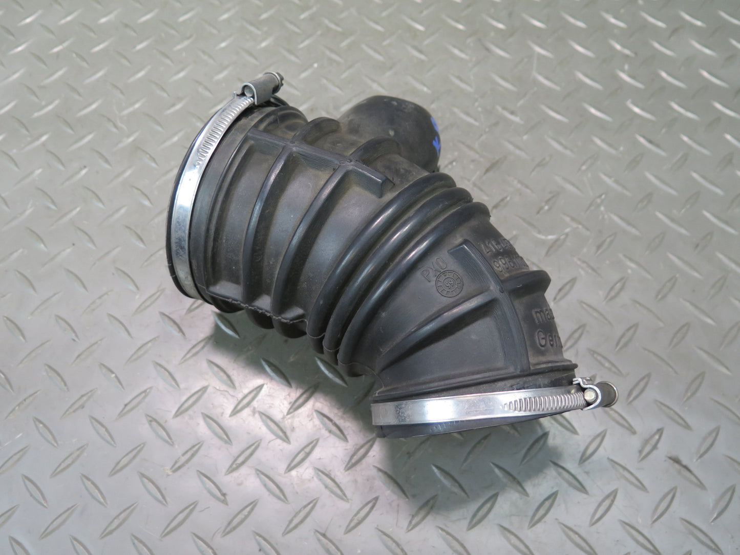 1999-2001 Porsche 911 996 3.4L Air Intake Cleaner Filter Box Duct Tube Pipe