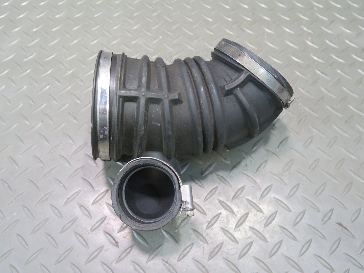1999-2001 Porsche 911 996 3.4L Air Intake Cleaner Filter Box Duct Tube Pipe
