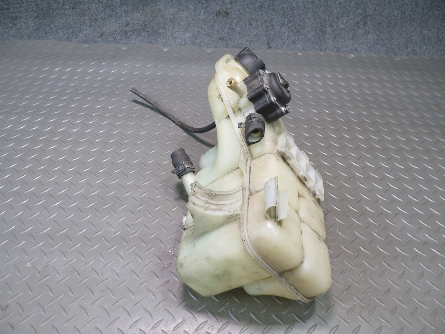 1999-2001 Porsche 911 996 Engine Overflow Expansion  Reservoir Tank 99610604756