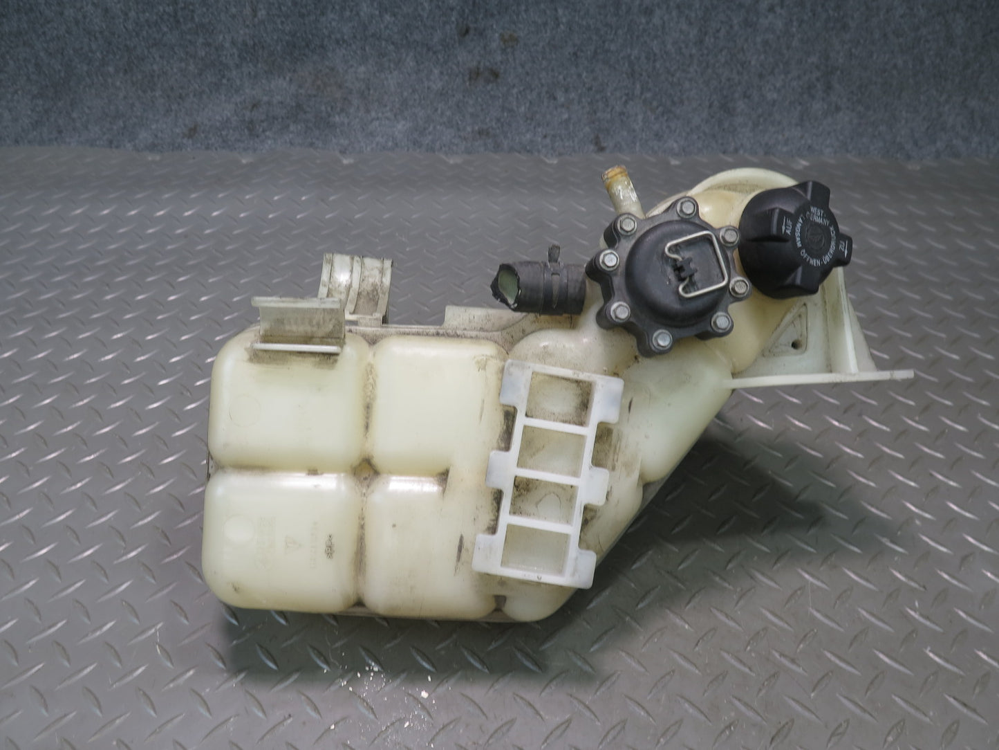 1999-2001 Porsche 911 996 Engine Overflow Expansion  Reservoir Tank 99610604756