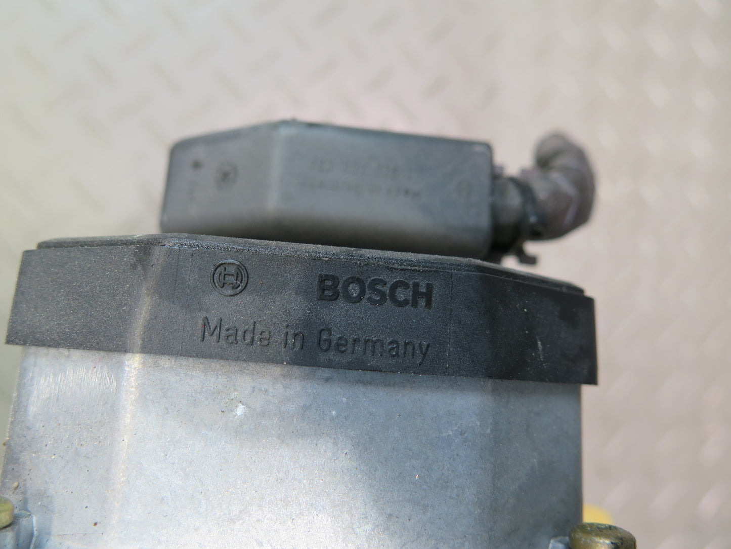 1999-2004 Porsche 911 996 Anti Lock Brake ABS Pump Module 99635575528 OEM