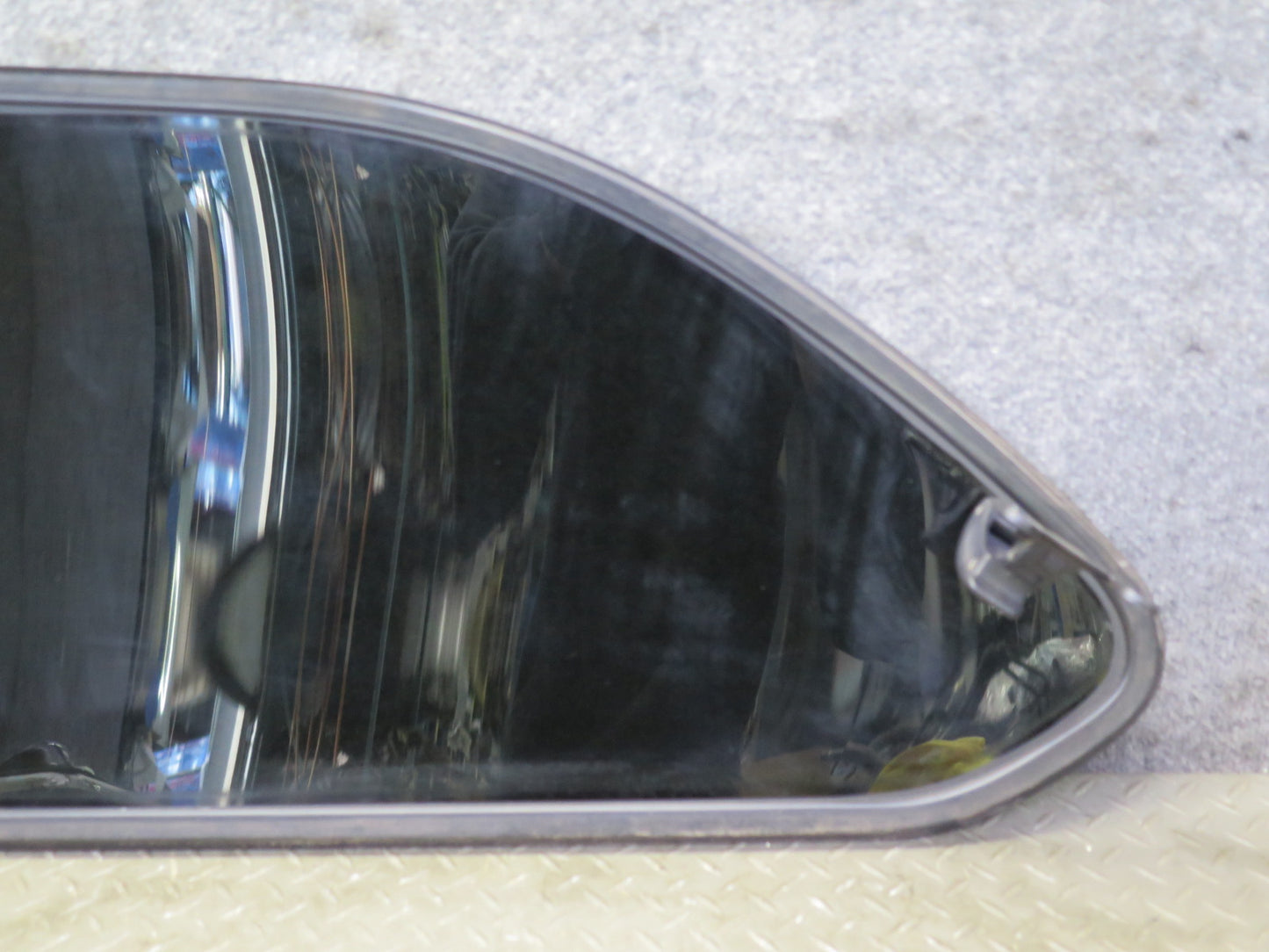 95-99 BMW E36 318ti Compact Rear Right Quarter Glass Window OEM