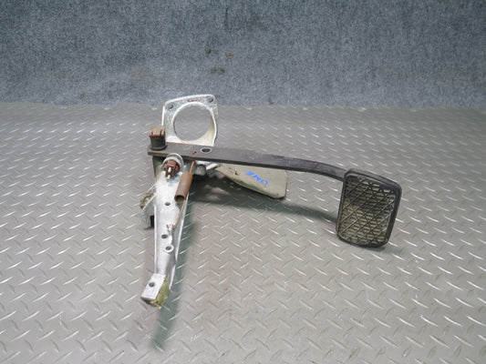 75-76 Mercedes W115 300D A/T Brake Brake Pedal w Bracket Mount Assembly OEM