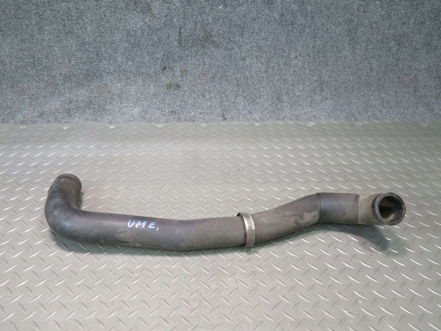 75-76 Mercedes W115 300D Set of 2 Engine Radiator Coolant Hose Pipe OEM