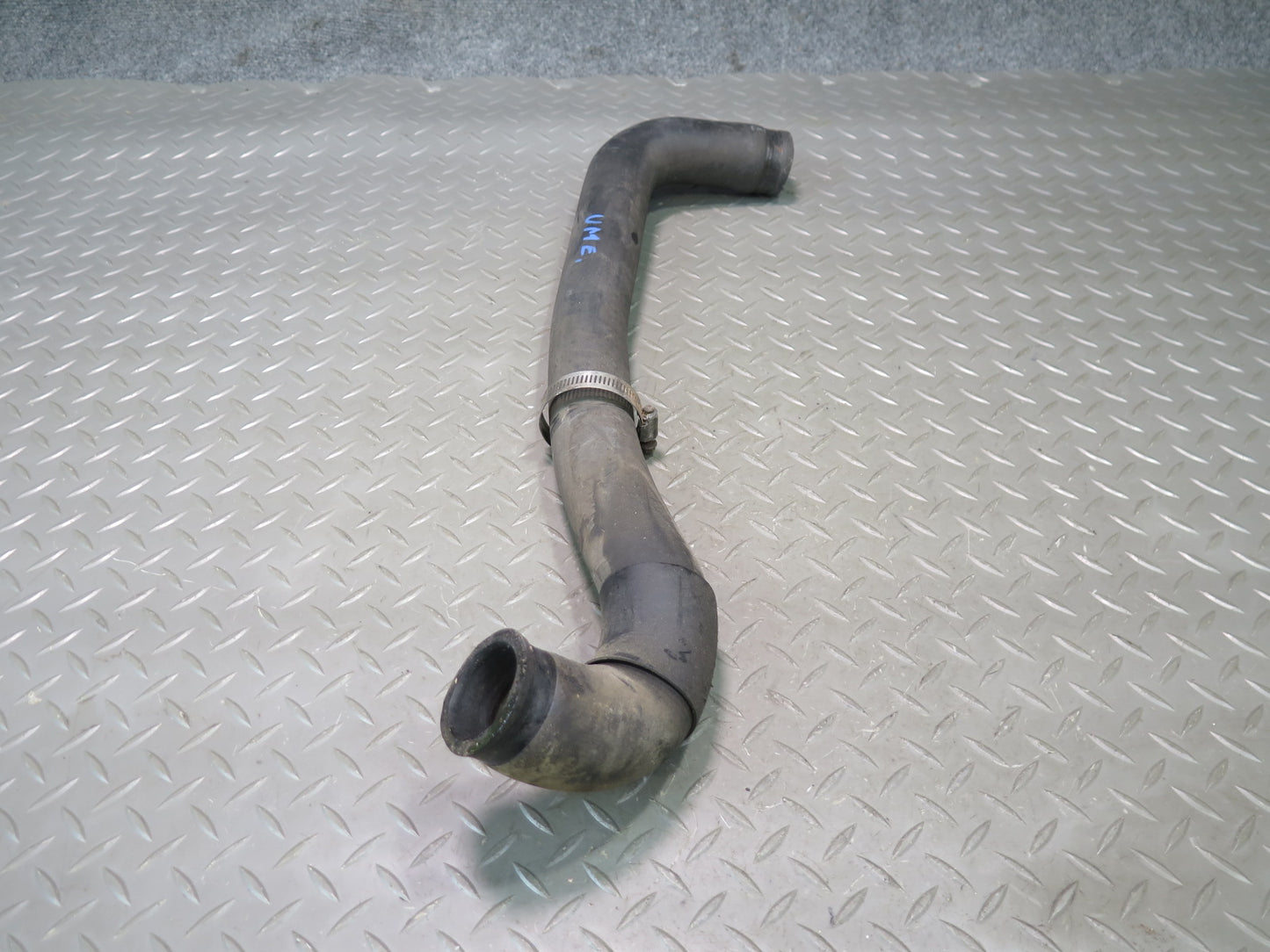 75-76 Mercedes W115 300D Set of 2 Engine Radiator Coolant Hose Pipe OEM