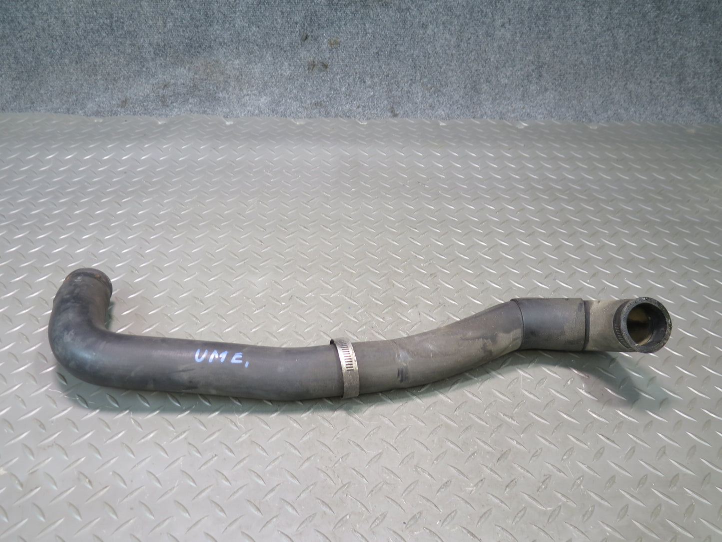 75-76 Mercedes W115 300D Set of 2 Engine Radiator Coolant Hose Pipe OEM