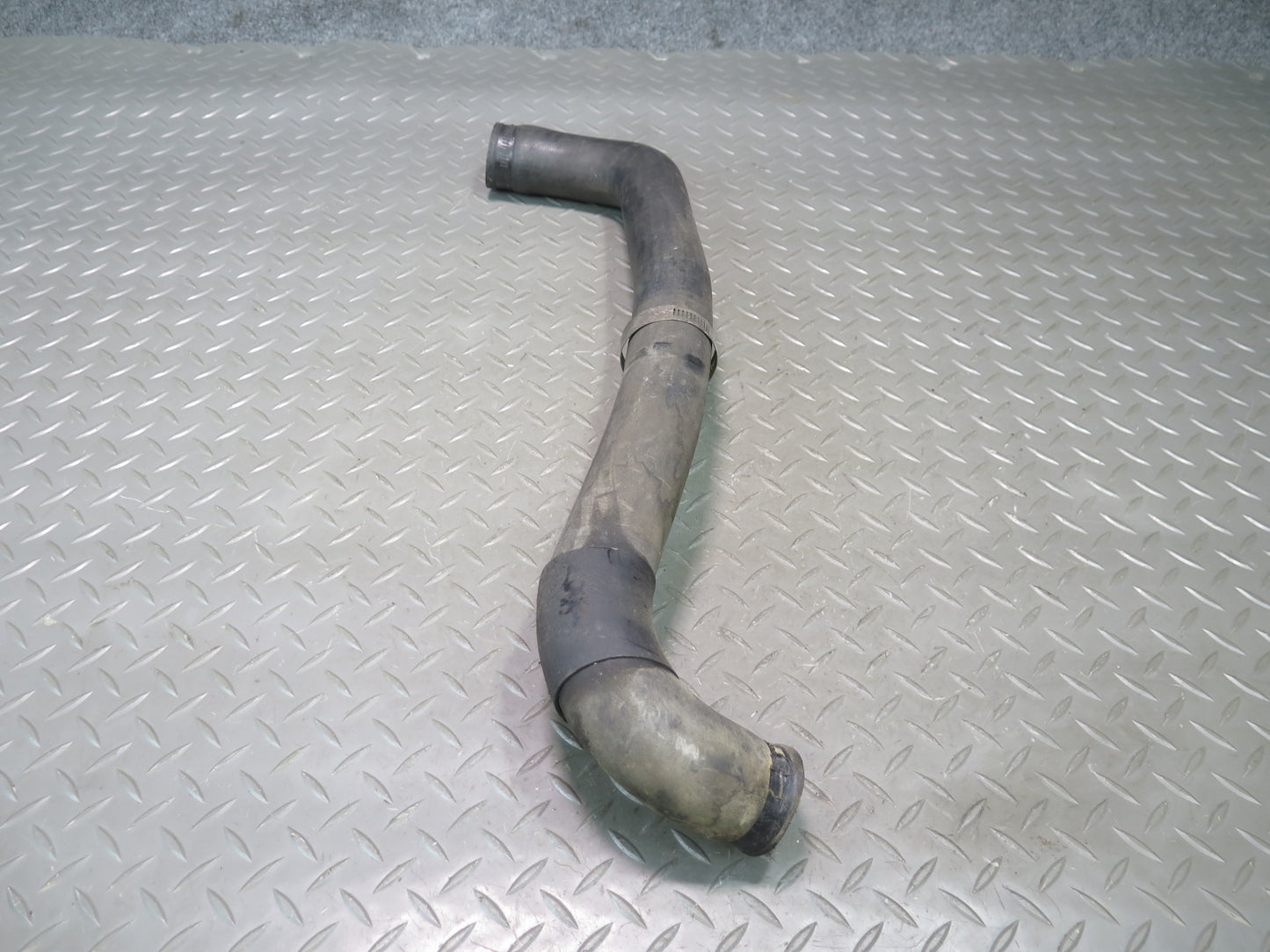 75-76 Mercedes W115 300D Set of 2 Engine Radiator Coolant Hose Pipe OEM