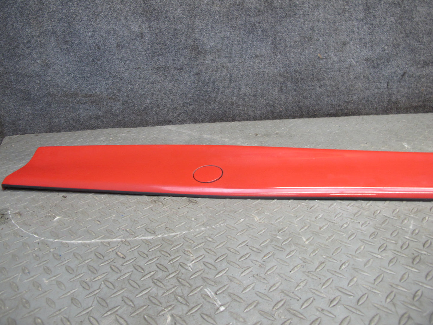 95-99 BMW E36 318ti Compact Set of 2 Side Skirt Rocker Panel Molding RED OEM