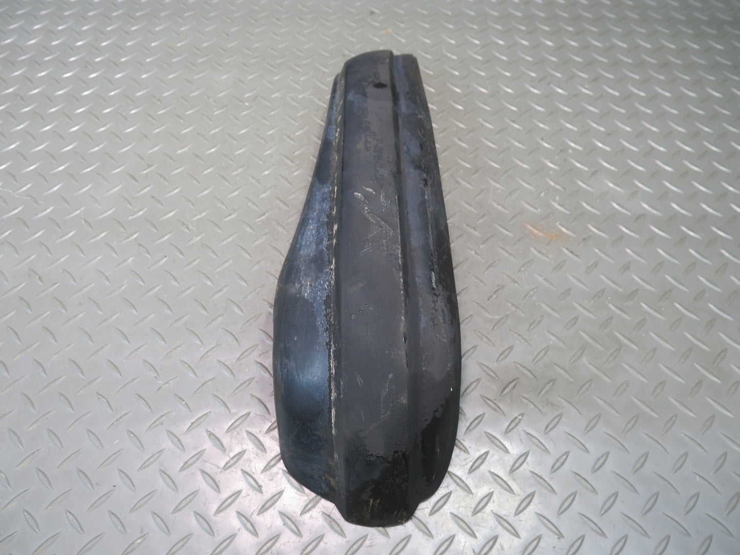 75-76 Mercedes W115 Front Left & Right Bumper Corner Rubber END Trim Set OEM
