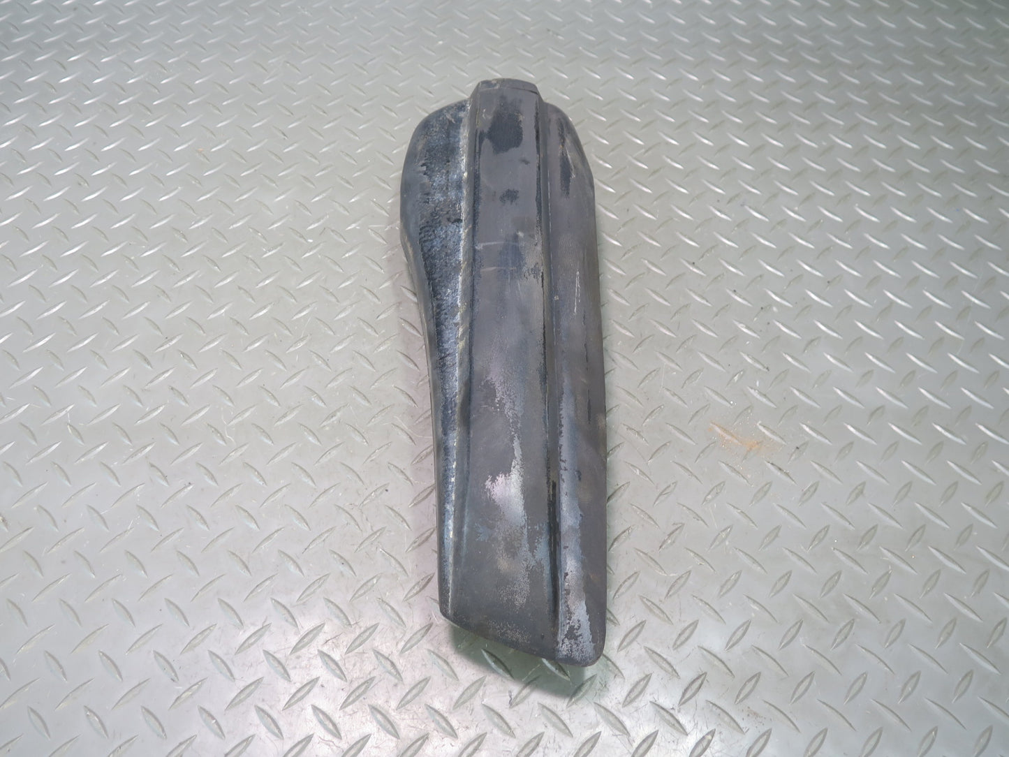 75-76 Mercedes W115 Front Left & Right Bumper Corner Rubber END Trim Set OEM