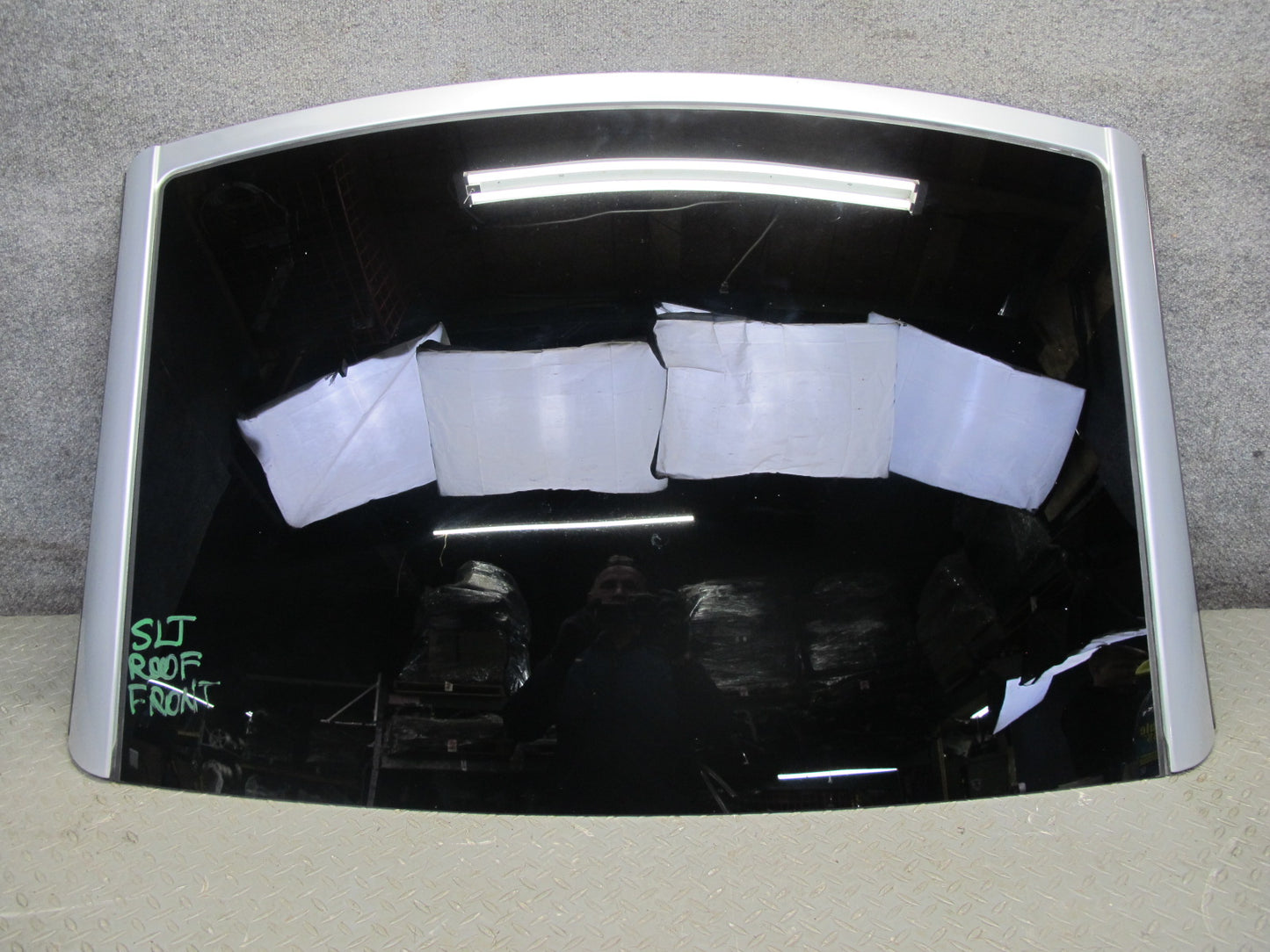 03-12 Mercedes R230 Sl-class Front Panoramic Roof TOP Glass Panel Silver OEM