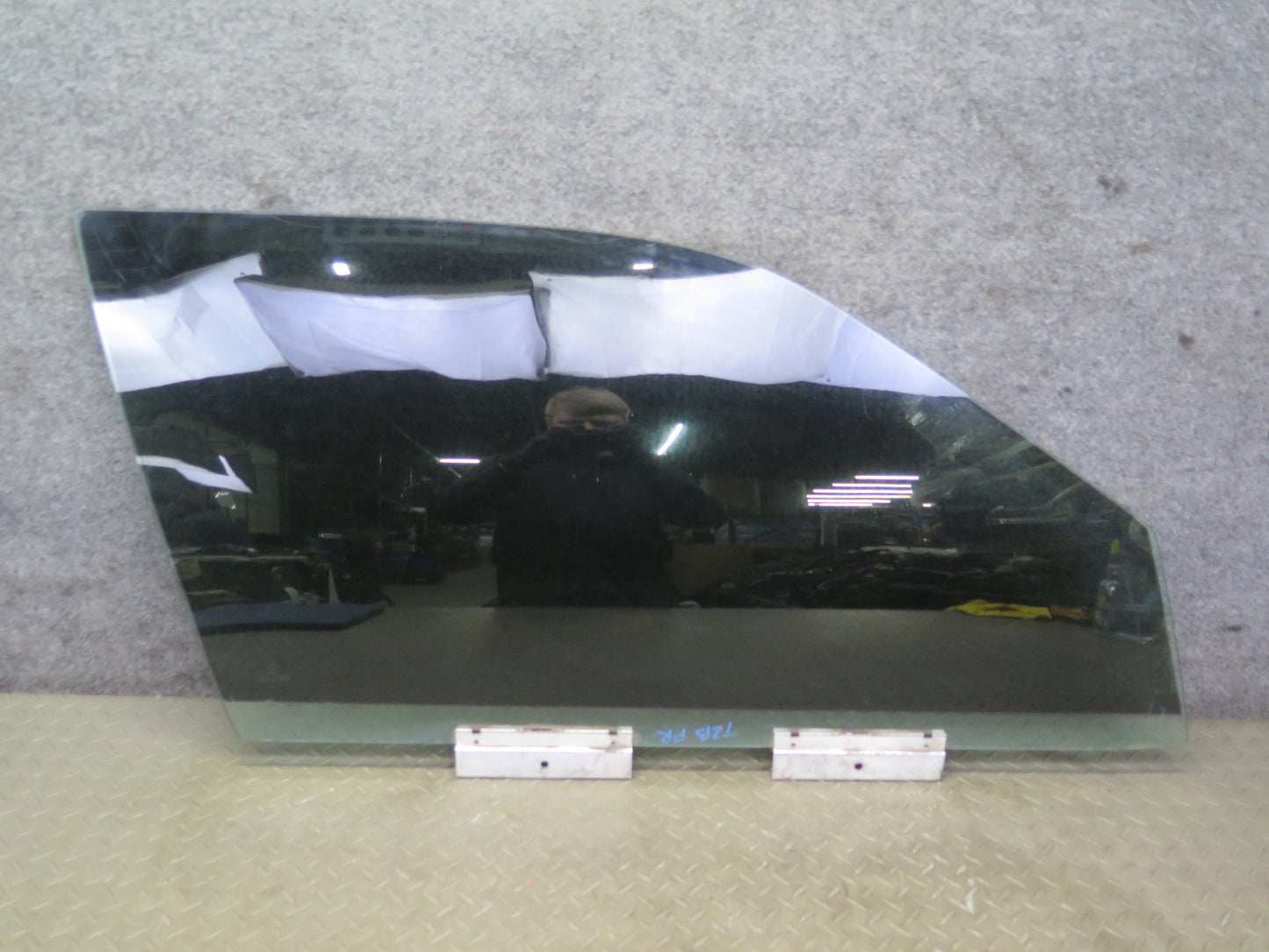 95-99 BMW E36 318ti Compact Right Door Glass Window OEM