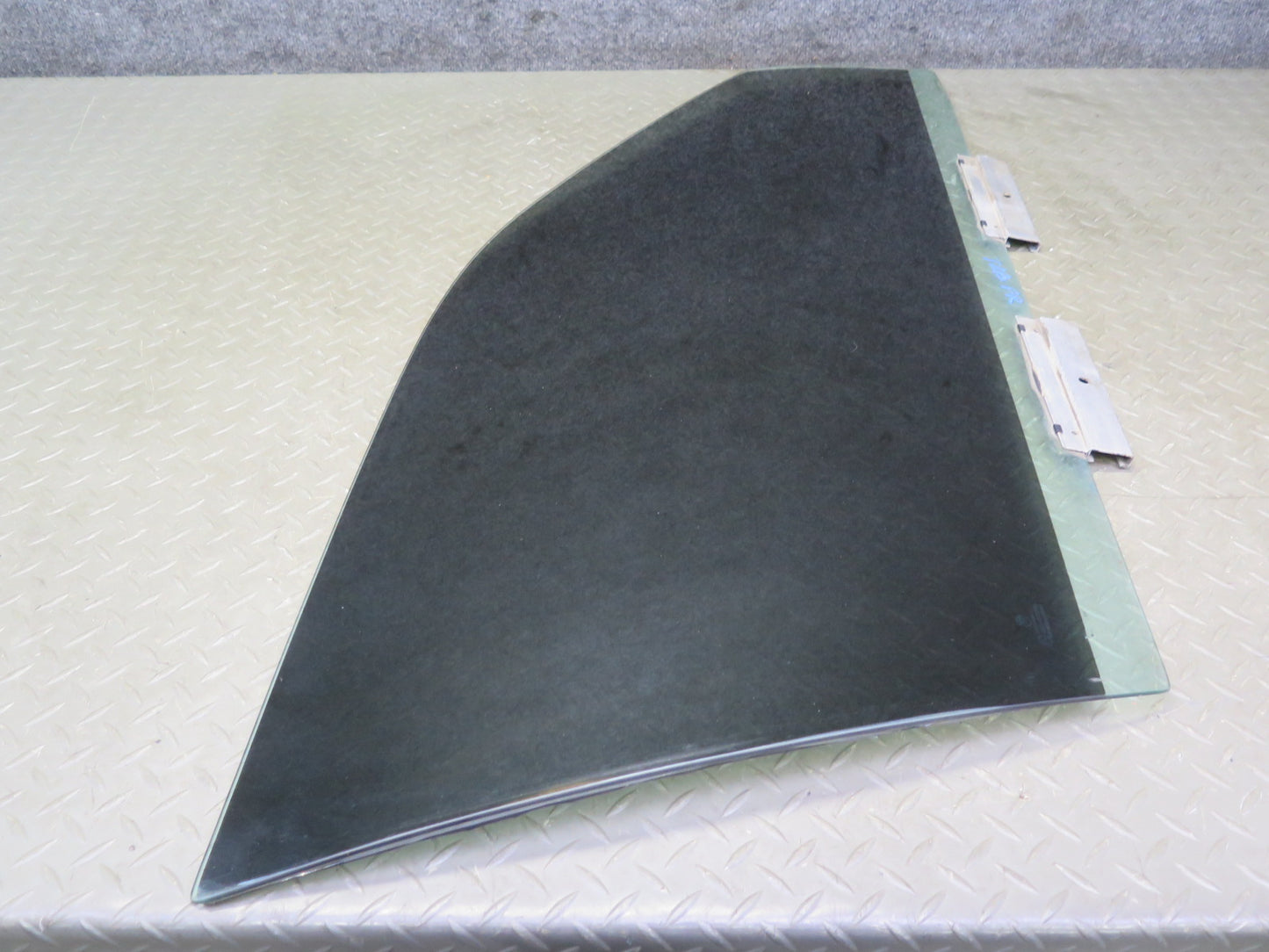 95-99 BMW E36 318ti Compact Right Door Glass Window OEM
