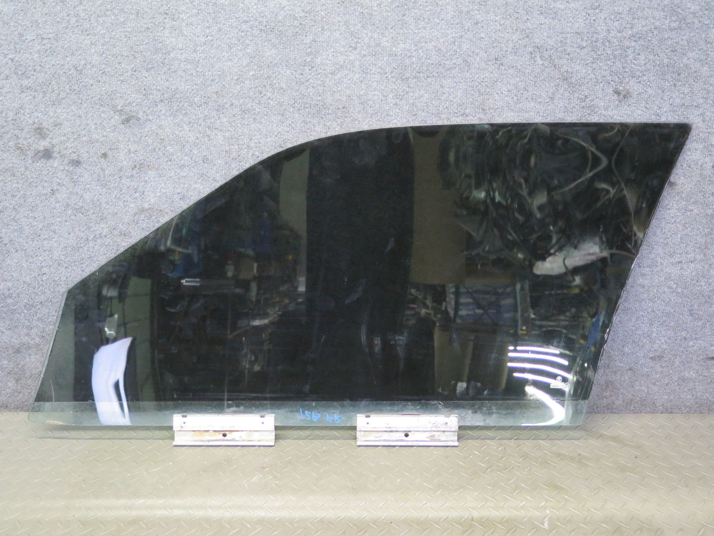 95-99 BMW E36 318ti Compact Right Door Glass Window OEM