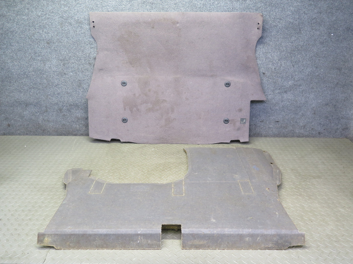 95-99 BMW E36 318ti Compact Rear Trunk Carpet Liner Trim Panel Set OEM