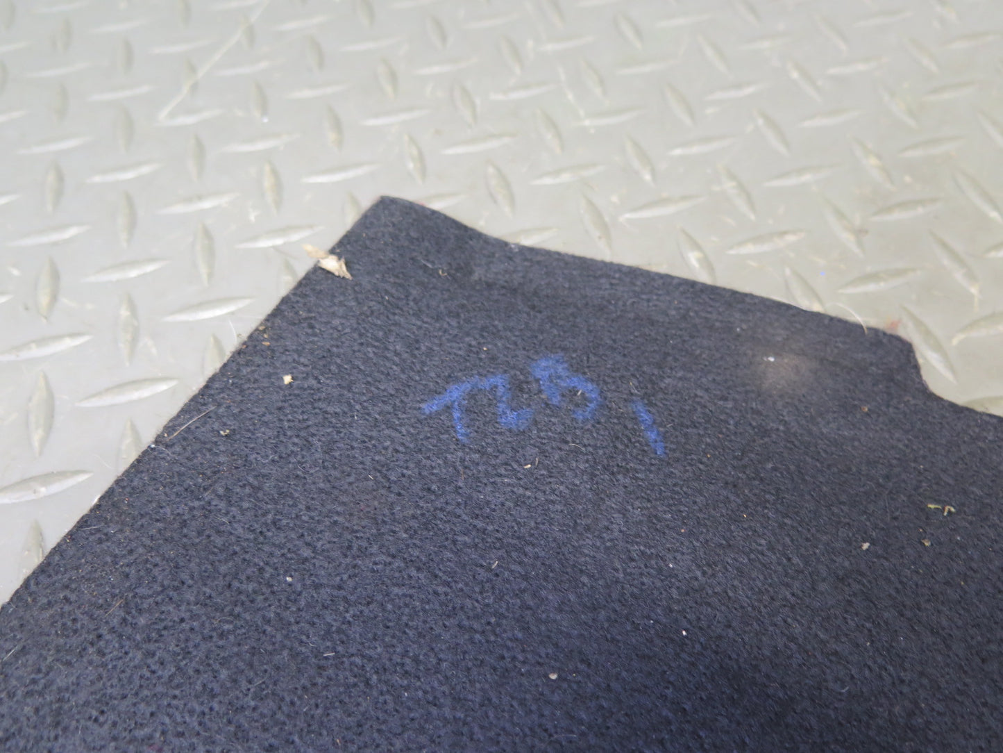 95-99 BMW E36 318ti Compact Rear Trunk Carpet Liner Trim Panel Set OEM