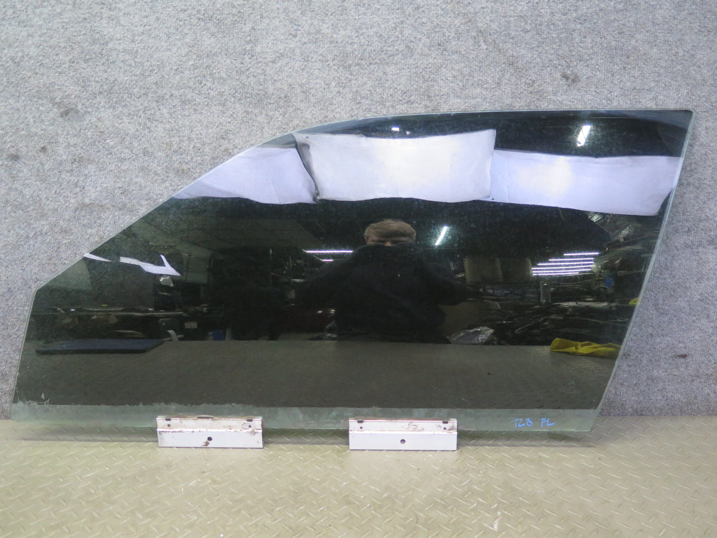 95-99 BMW E36 318ti Compact Left Door Glass Window OEM