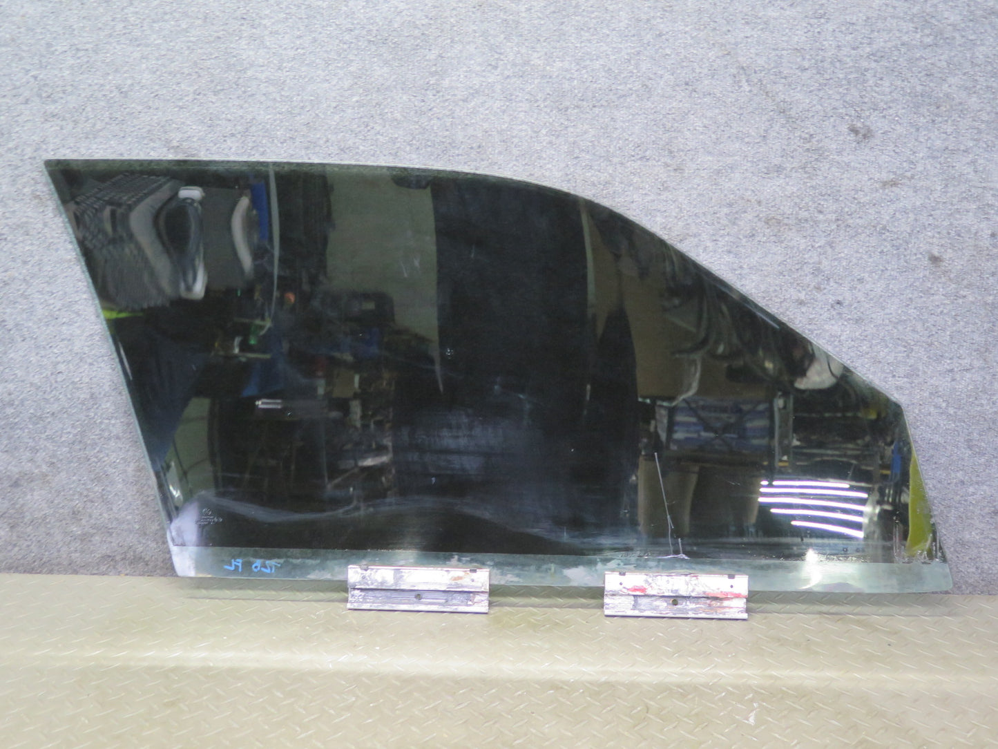 95-99 BMW E36 318ti Compact Left Door Glass Window OEM