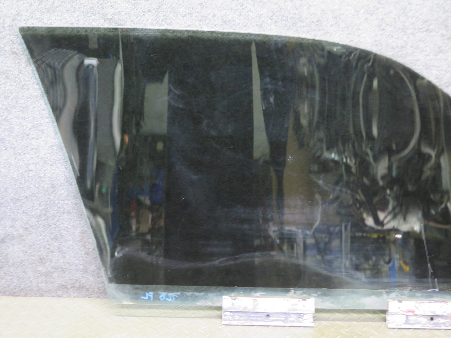 95-99 BMW E36 318ti Compact Left Door Glass Window OEM