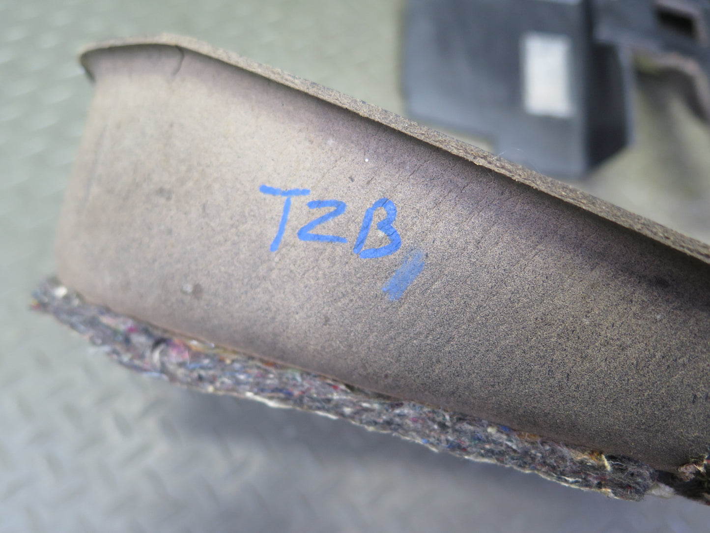 95-99 BMW E36 318ti Compact Dash Front Left & Right Knee Trim Panel Cover OEM