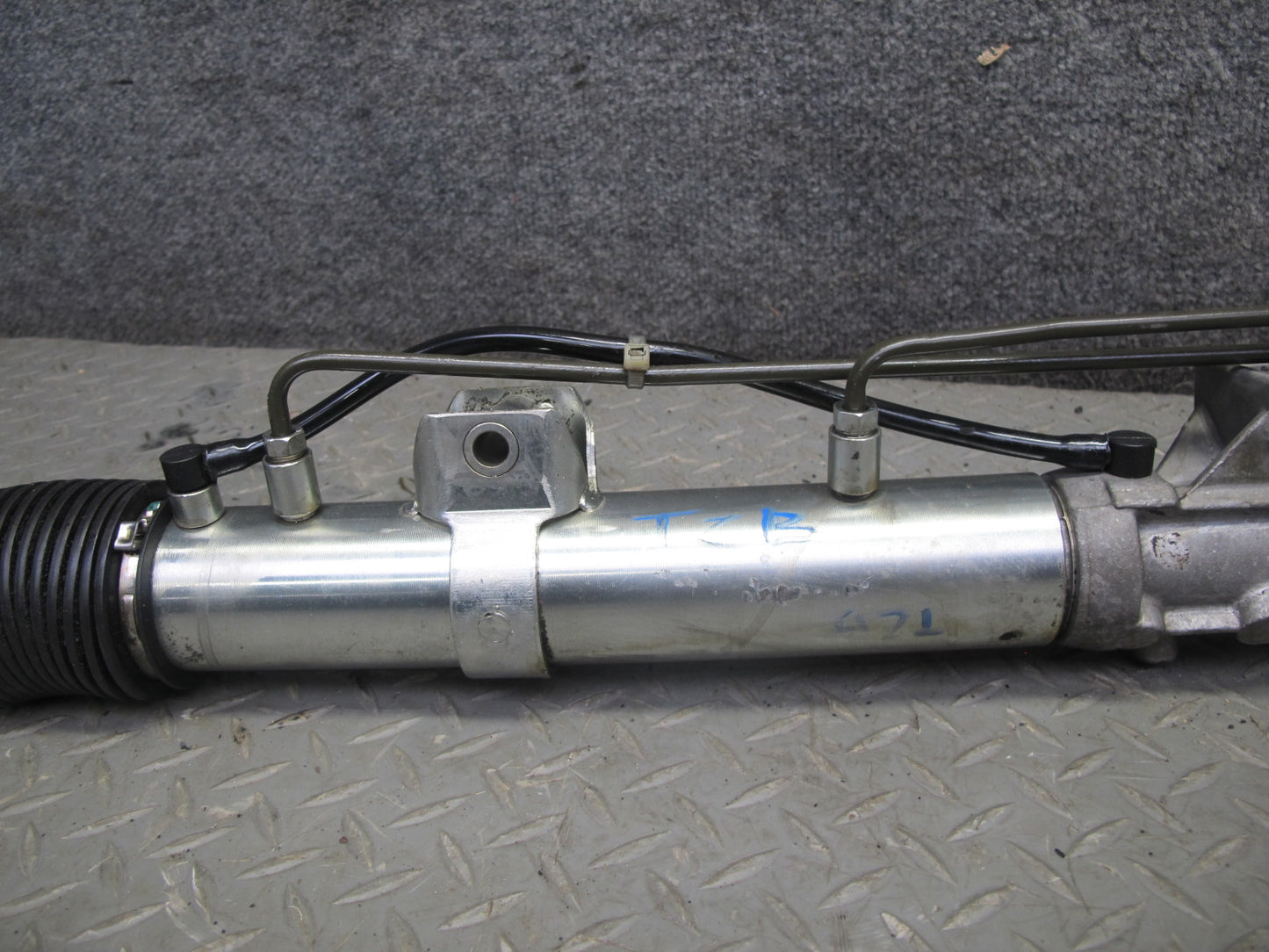 94-99 BMW E36 318ti Power Steering Rack & Pinion w Hose Line OEM