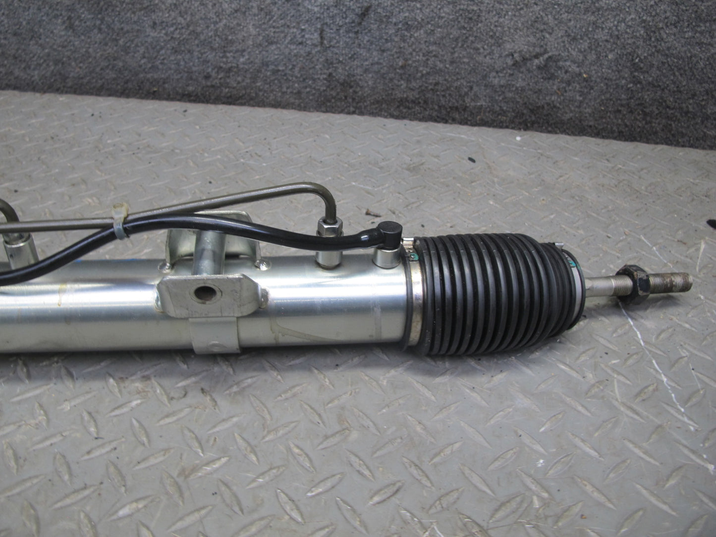94-99 BMW E36 318ti Power Steering Rack & Pinion w Hose Line OEM
