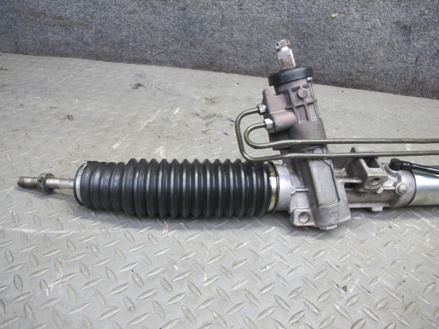 94-99 BMW E36 318ti Power Steering Rack & Pinion w Hose Line OEM